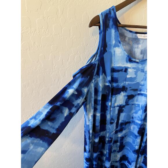 Susan Graver Dress Womens 1X Blue White Cold Shoulder Abstract Print Modern Chic - Picture 5 of 7